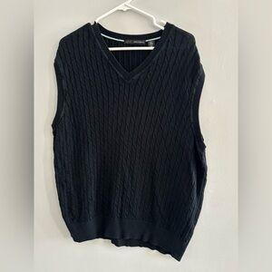 Greg Norman Black Cable Knit Sweater Vest Size Medium